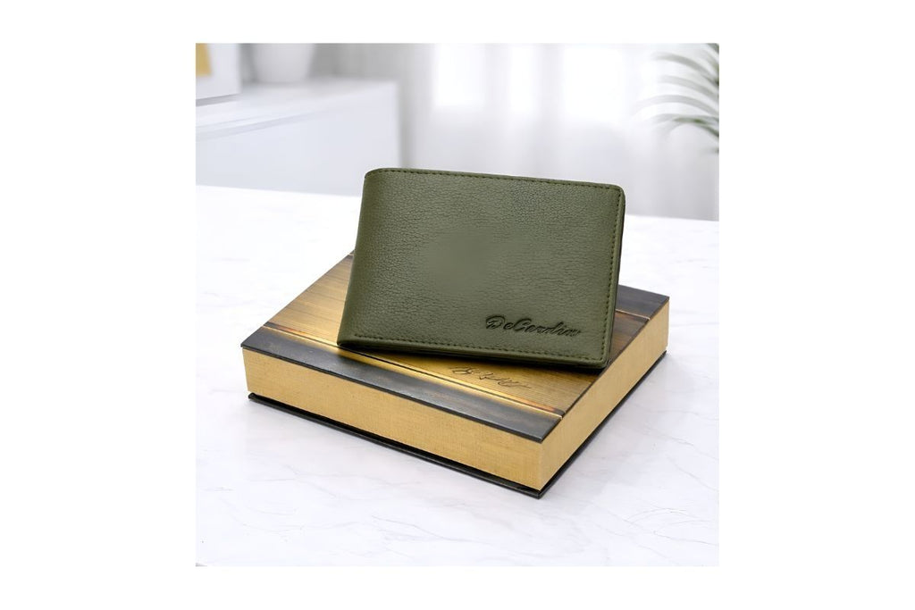 Classic Bi-Fold Wallet with Zipper Coin Pocket - Green